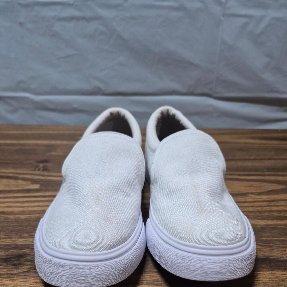 Nike Women's White and Cream Trainers